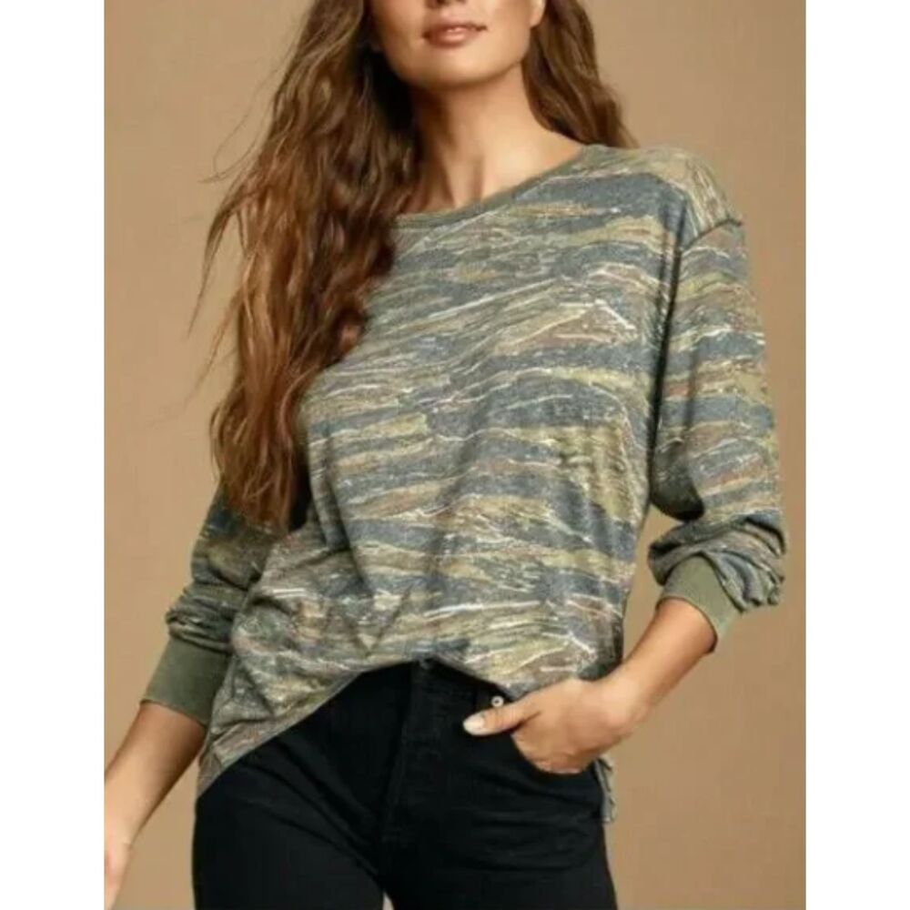 Free People We the Free Arielle Printed Knit Camo Tiger T-Shirt Top Sz XS